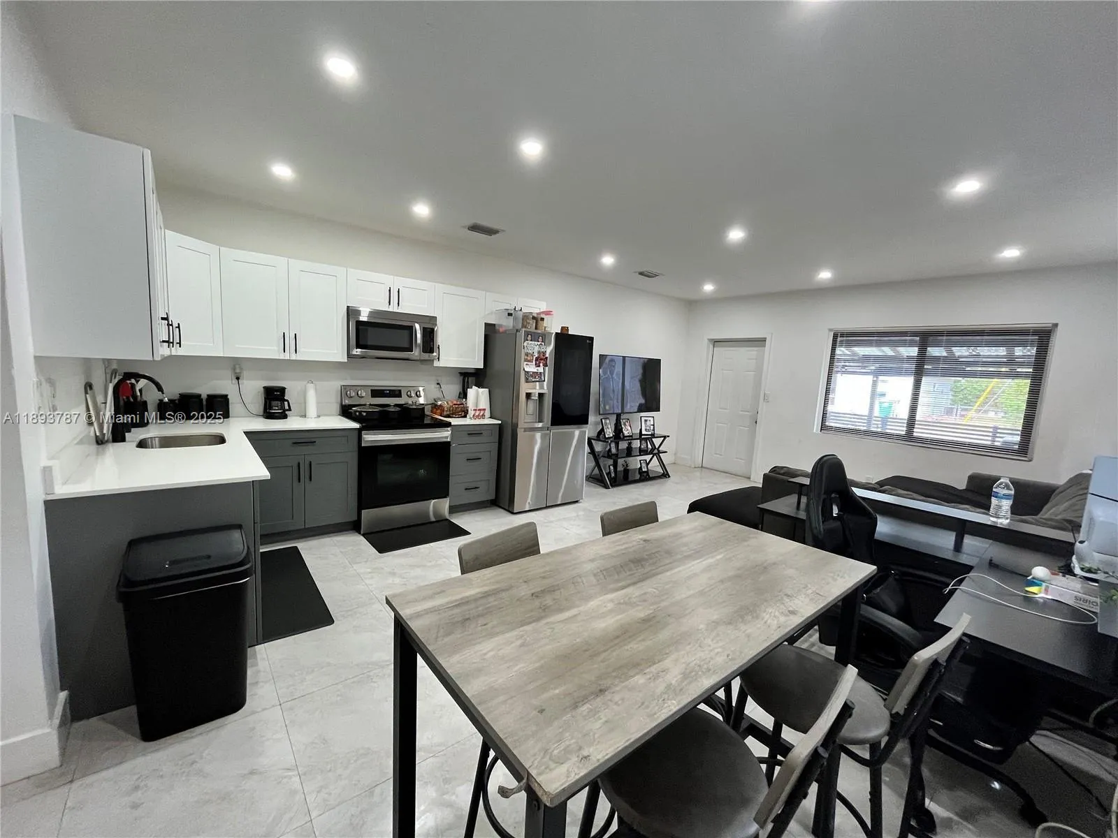 1102 Nw 103rd Street, Miami, Florida 33150, Miami, Florida 33150, ,Residential Income,For Sale,1102 Nw 103rd Street, Miami, Florida 33150,A11893787