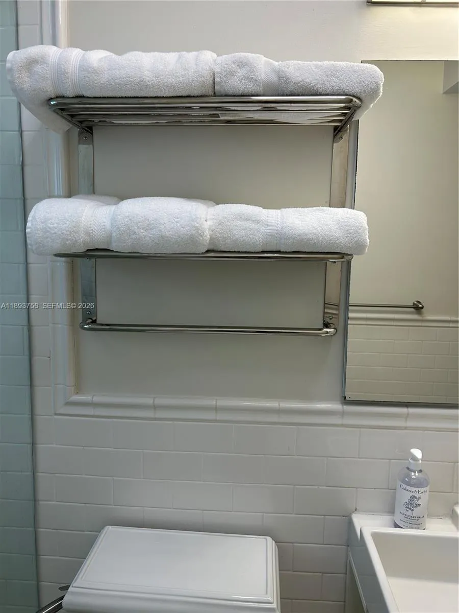 2200 S Ocean Dr N116, Hollywood, Florida 33019, Hollywood, Florida 33019, 1 Bedroom Bedrooms, ,1 BathroomBathrooms,Residential Lease,For Rent,2200 S Ocean Dr N116, Hollywood, Florida 33019,A11893758