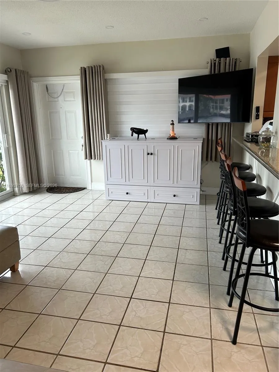 2200 S Ocean Dr N116, Hollywood, Florida 33019, Hollywood, Florida 33019, 1 Bedroom Bedrooms, ,1 BathroomBathrooms,Residential Lease,For Rent,2200 S Ocean Dr N116, Hollywood, Florida 33019,A11893758