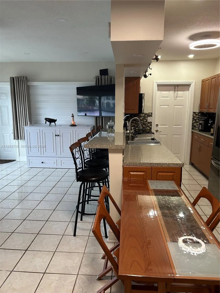 2200 S Ocean Dr N116, Hollywood, Florida 33019, Hollywood, Florida 33019, 1 Bedroom Bedrooms, ,1 BathroomBathrooms,Residential Lease,For Rent,2200 S Ocean Dr N116, Hollywood, Florida 33019,A11893758