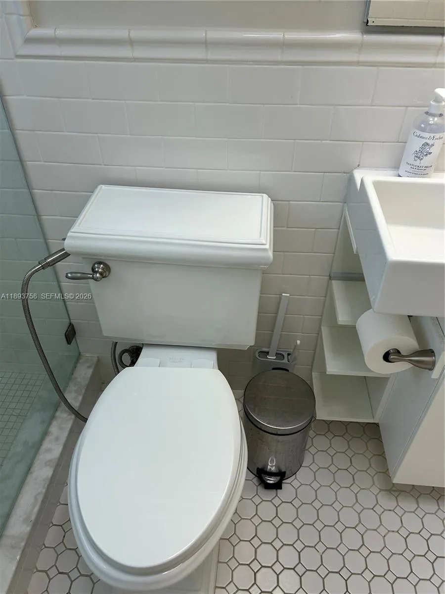 2200 S Ocean Dr N116, Hollywood, Florida 33019, Hollywood, Florida 33019, 1 Bedroom Bedrooms, ,1 BathroomBathrooms,Residential Lease,For Rent,2200 S Ocean Dr N116, Hollywood, Florida 33019,A11893758