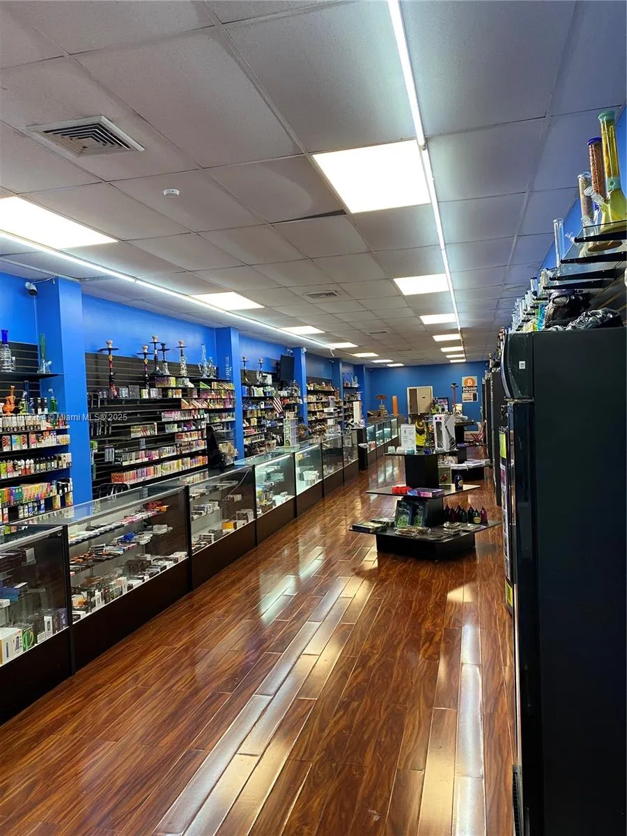 1911 Hollywood Blvd, Hollywood, Florida 33020, Hollywood, Florida 33020, ,Business Opportunity,For Sale,1911 Hollywood Blvd, Hollywood, Florida 33020,A11893364