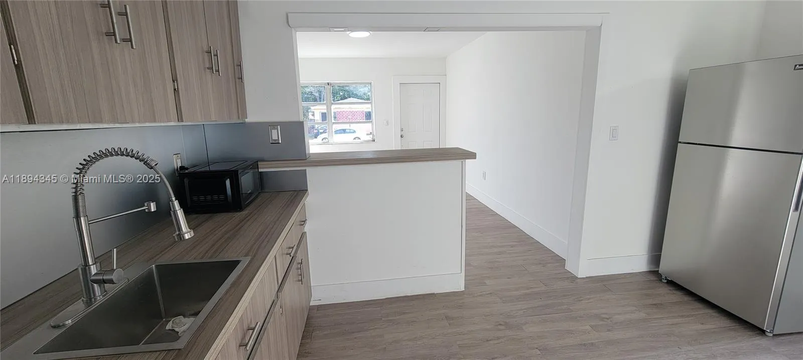 3721 Sw 27th Ter, Miami, Florida 33134, Miami, Florida 33134, ,Residential Income,For Sale,3721 Sw 27th Ter, Miami, Florida 33134,A11894345