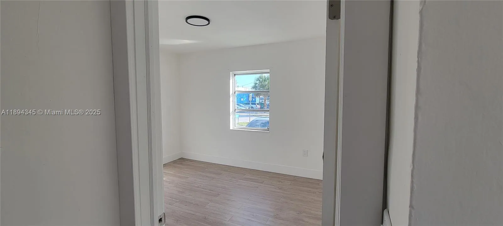 3721 Sw 27th Ter, Miami, Florida 33134, Miami, Florida 33134, ,Residential Income,For Sale,3721 Sw 27th Ter, Miami, Florida 33134,A11894345