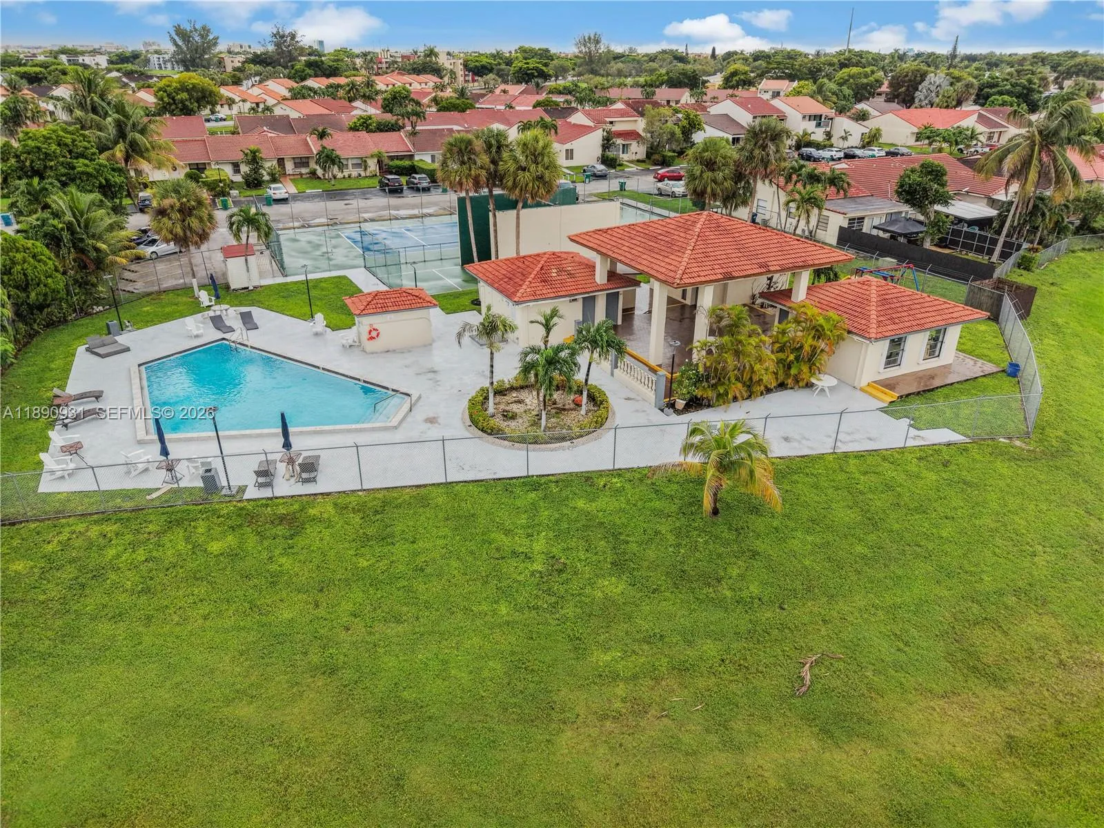 1620 Sw 124th Pl, Miami, Florida 33175, Miami, Florida 33175, 3 Bedrooms Bedrooms, ,2 BathroomsBathrooms,Residential,For Sale,1620 Sw 124th Pl, Miami, Florida 33175,A11890931