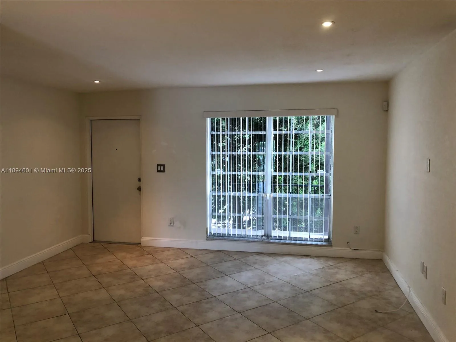 10824 N Kendall Dr S-26, Miami, Florida 33176, Miami, Florida 33176, 1 Bedroom Bedrooms, ,1 BathroomBathrooms,Residential Lease,For Rent,10824 N Kendall Dr S-26, Miami, Florida 33176,A11894601