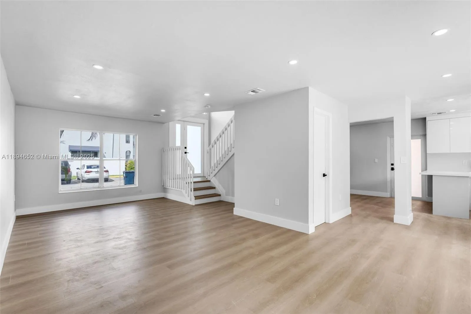 191 Nw 85th Pl, Miami, Florida 33126, Miami, Florida 33126, 3 Bedrooms Bedrooms, ,2 BathroomsBathrooms,Residential,For Sale,191 Nw 85th Pl, Miami, Florida 33126,A11894652