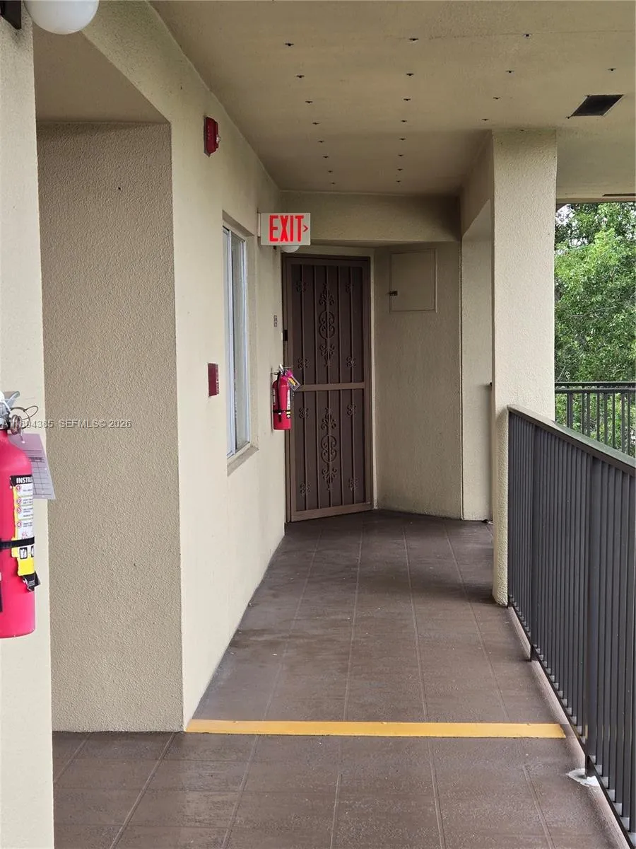 1001 Sw 141st Ave 412k, Pembroke Pines, Florida 33, Pembroke Pines, Florida 33027, 2 Bedrooms Bedrooms, ,2 BathroomsBathrooms,Residential,For Sale,1001 Sw 141st Ave 412k, Pembroke Pines, Florida 33,A11894385