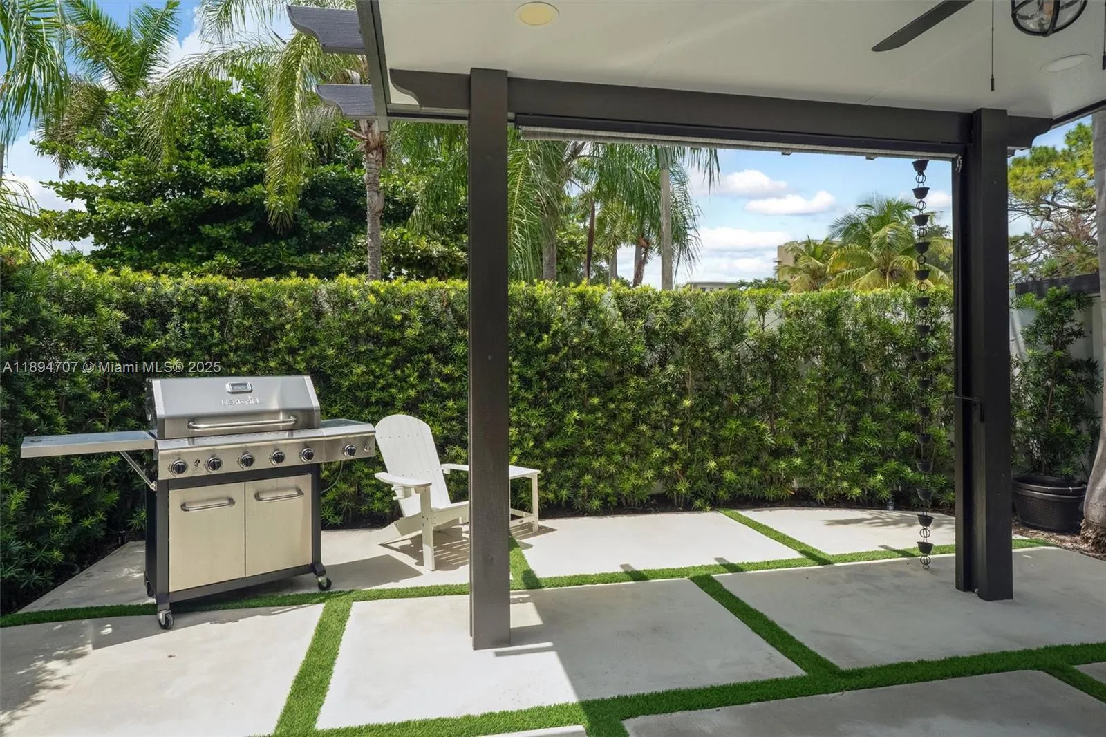 2484 Sw 25 St, Miami, Florida 33133, Miami, Florida 33133, ,Residential Income,For Sale,2484 Sw 25 St, Miami, Florida 33133,A11894707