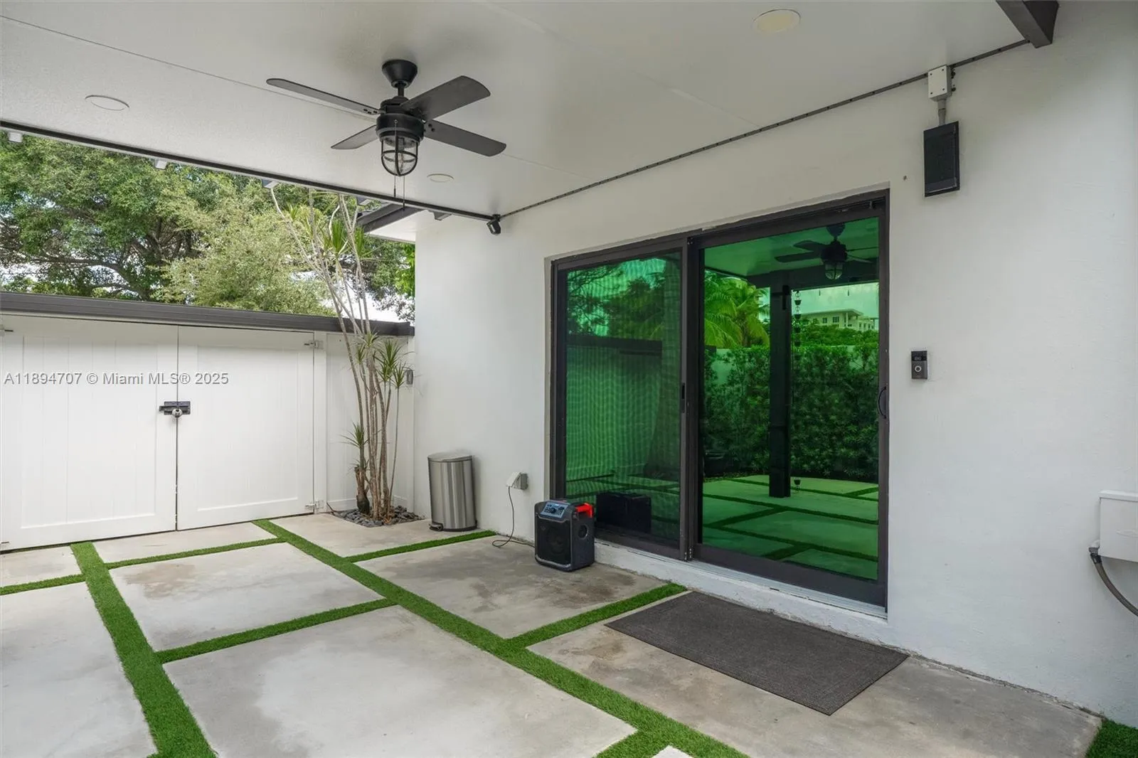 2484 Sw 25 St, Miami, Florida 33133, Miami, Florida 33133, ,Residential Income,For Sale,2484 Sw 25 St, Miami, Florida 33133,A11894707