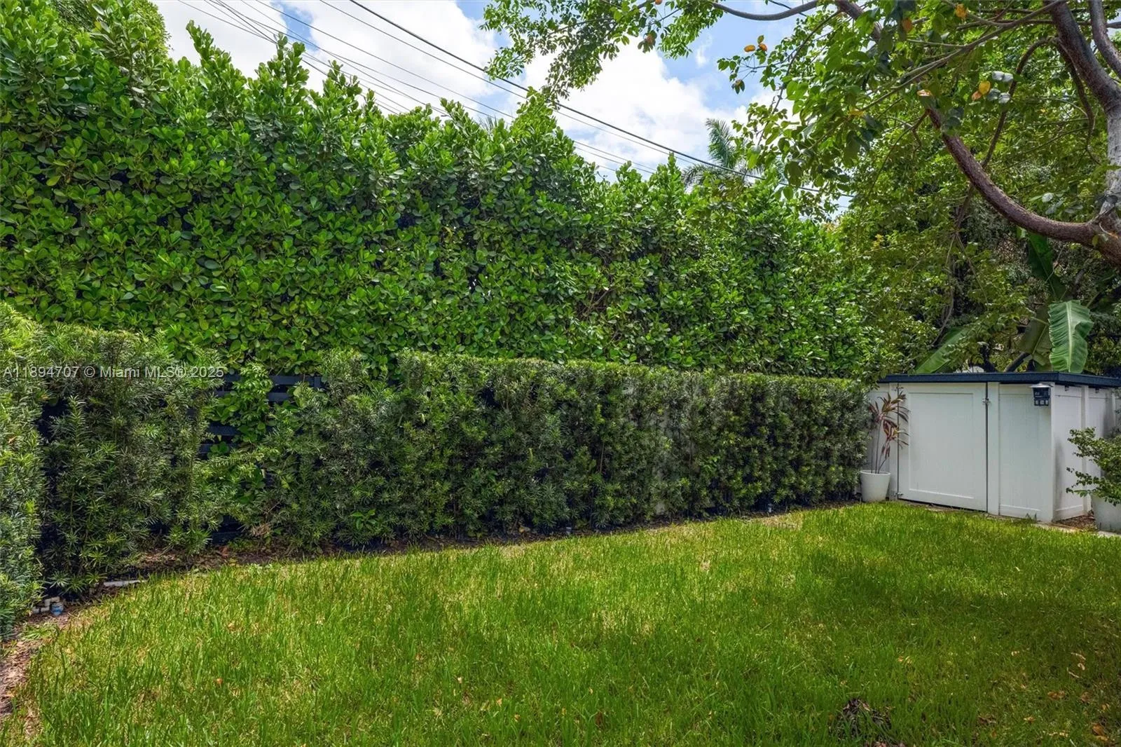 2484 Sw 25 St, Miami, Florida 33133, Miami, Florida 33133, ,Residential Income,For Sale,2484 Sw 25 St, Miami, Florida 33133,A11894707