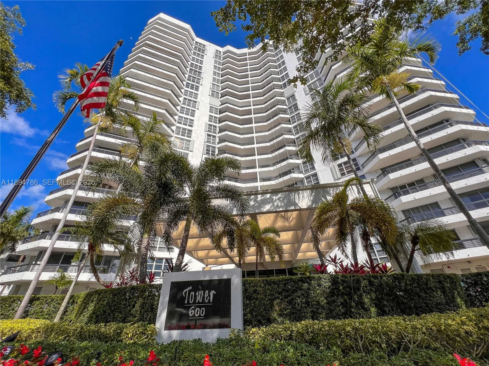 3400 Ne 192nd St Lph5, Aventura, Florida 33180, Aventura, Florida 33180, 2 Bedrooms Bedrooms, ,2 BathroomsBathrooms,Residential,For Sale,3400 Ne 192nd St Lph5, Aventura, Florida 33180,A11894786