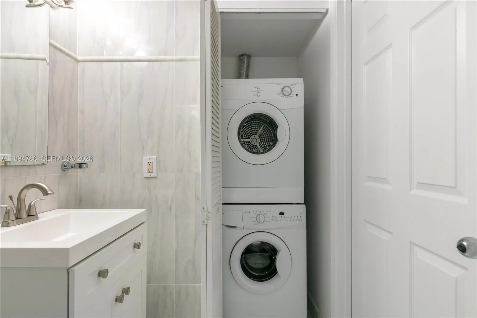 3400 Ne 192nd St Lph5, Aventura, Florida 33180, Aventura, Florida 33180, 2 Bedrooms Bedrooms, ,2 BathroomsBathrooms,Residential,For Sale,3400 Ne 192nd St Lph5, Aventura, Florida 33180,A11894786