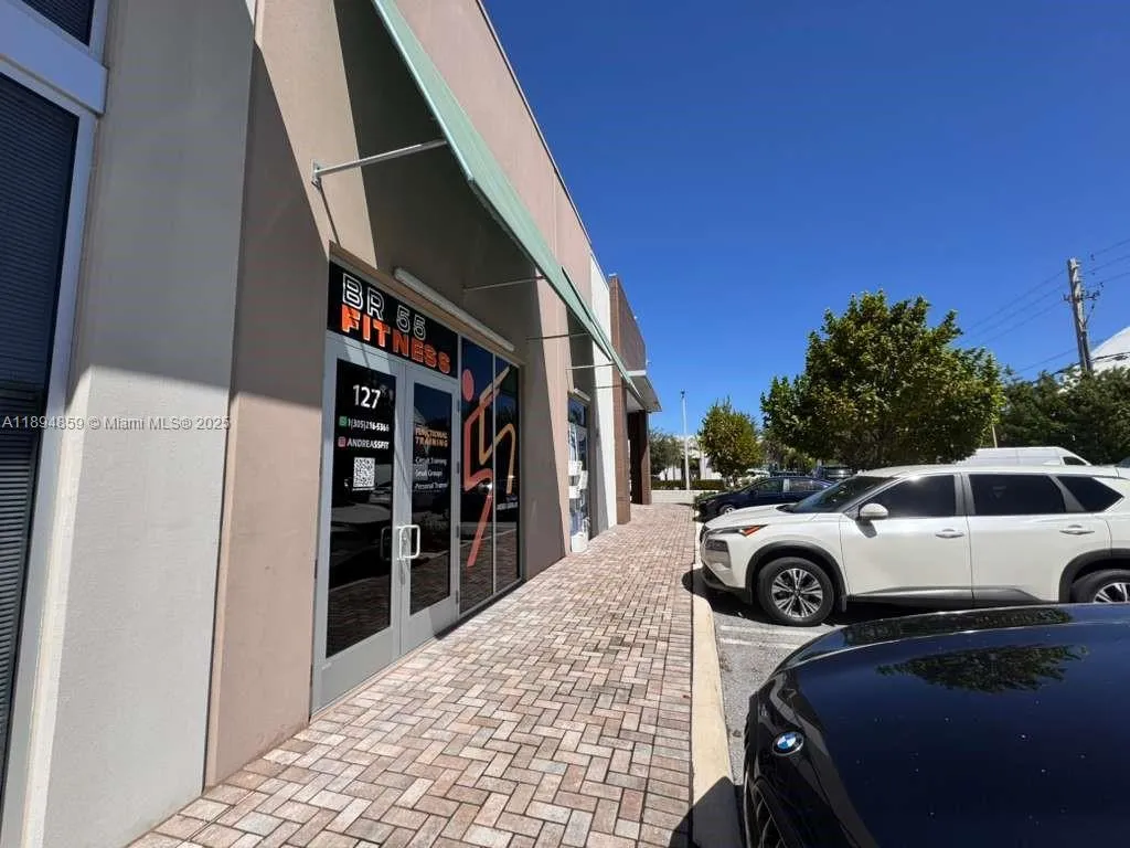 10890 Nw 17th St 127, Sweetwater, Florida 33172, Sweetwater, Florida 33172, ,Commercial Sale,For Sale,10890 Nw 17th St 127, Sweetwater, Florida 33172,A11894859