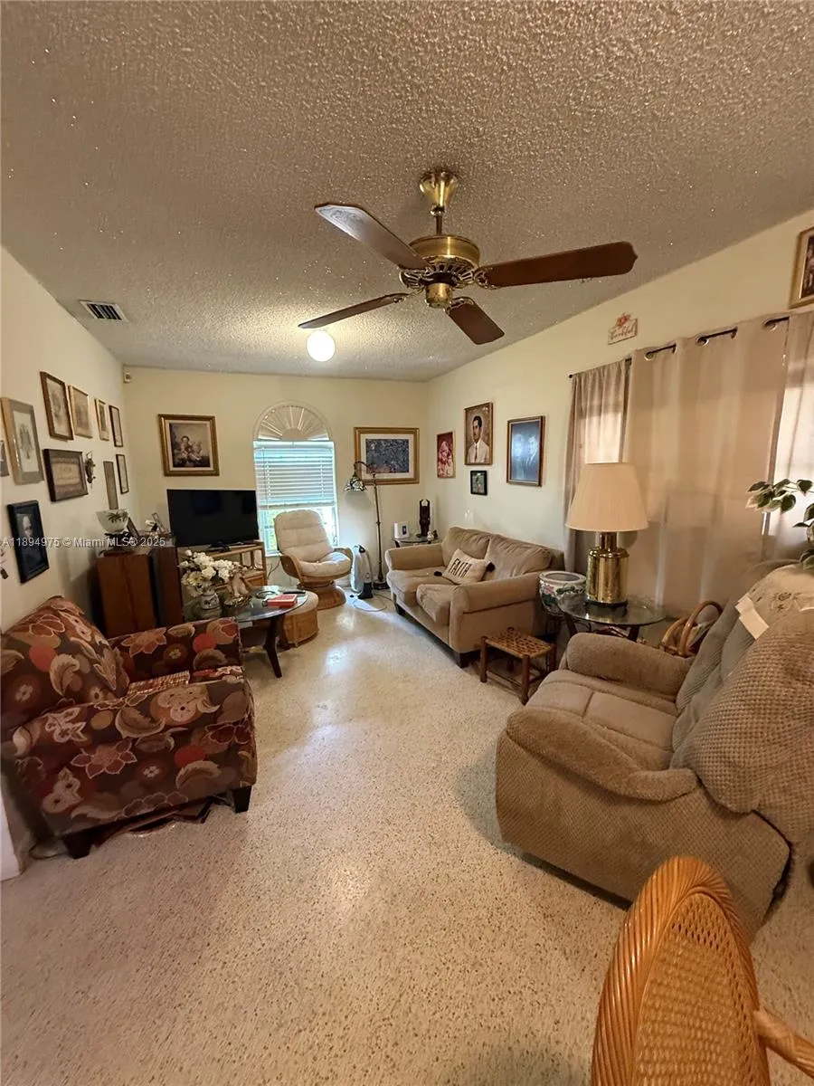 6235 Sw 24th St, Miami, Florida 33147, Miami, Florida 33147, 3 Bedrooms Bedrooms, ,2 BathroomsBathrooms,Residential,For Sale,6235 Sw 24th St, Miami, Florida 33147,A11894975