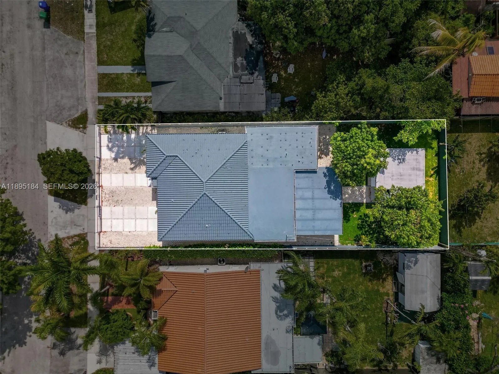 2940 Sw 12th St, Miami, Florida 33135, Miami, Florida 33135, 4 Bedrooms Bedrooms, ,3 BathroomsBathrooms,Residential,For Sale,2940 Sw 12th St, Miami, Florida 33135,A11895184