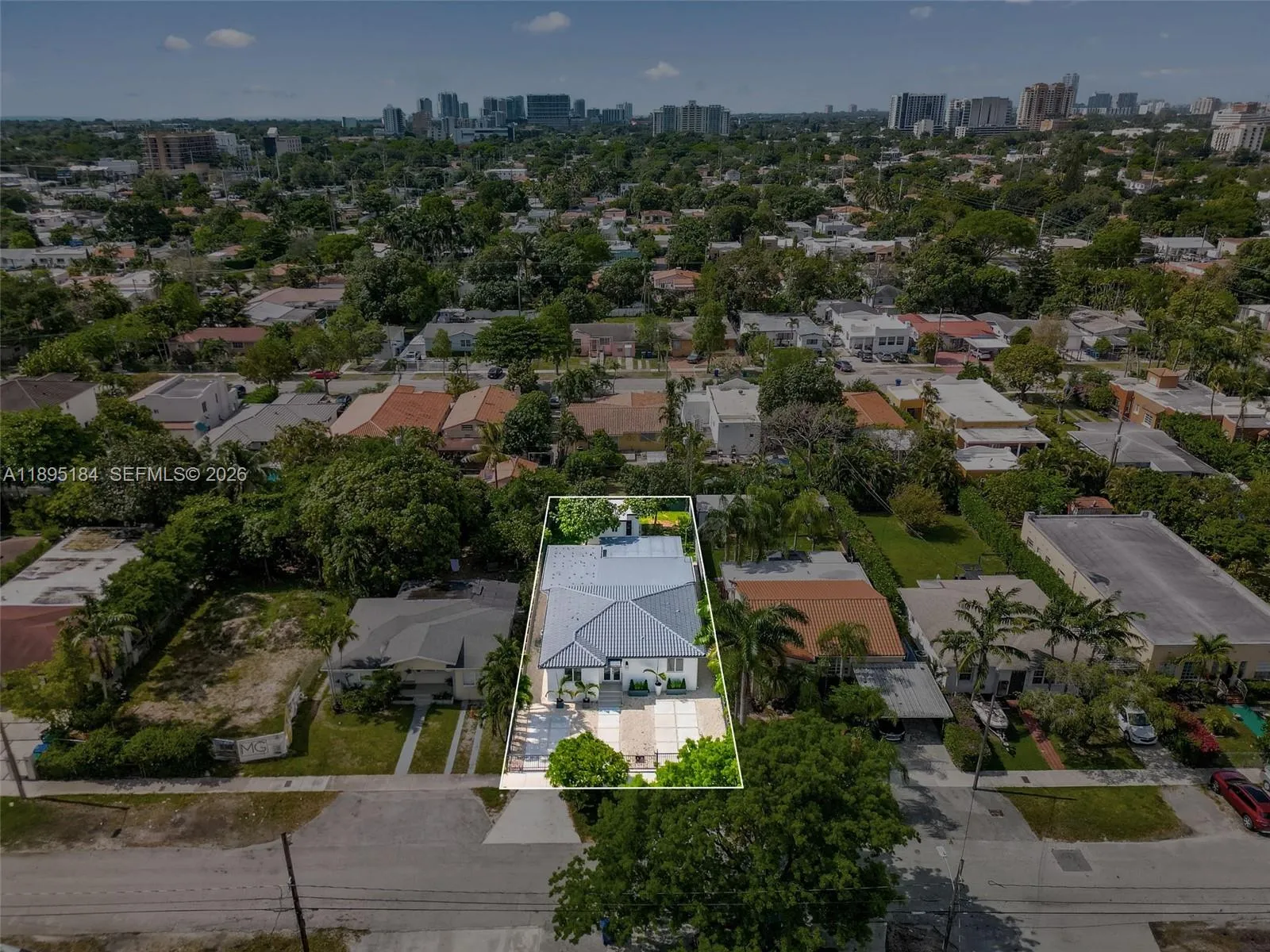 2940 Sw 12th St, Miami, Florida 33135, Miami, Florida 33135, 4 Bedrooms Bedrooms, ,3 BathroomsBathrooms,Residential,For Sale,2940 Sw 12th St, Miami, Florida 33135,A11895184