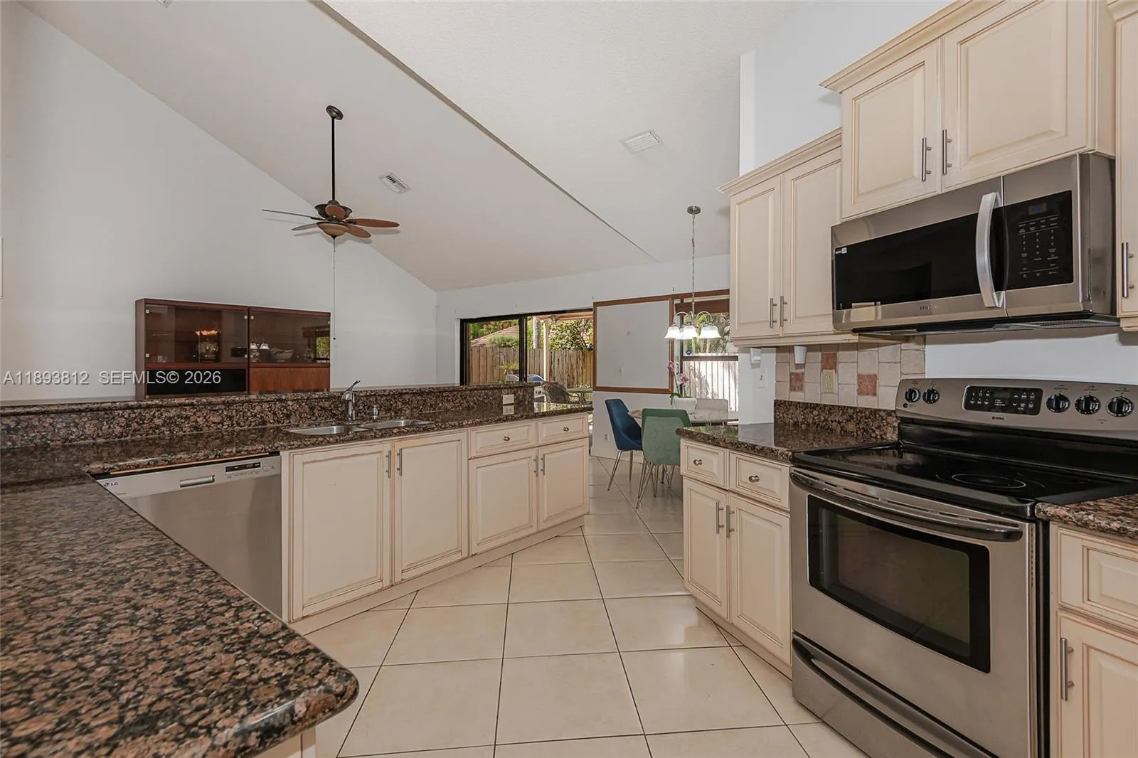 1855 Nw 106th Ter, Plantation, Florida 33322, Plantation, Florida 33322, 4 Bedrooms Bedrooms, ,3 BathroomsBathrooms,Residential,For Sale,1855 Nw 106th Ter, Plantation, Florida 33322,A11893812