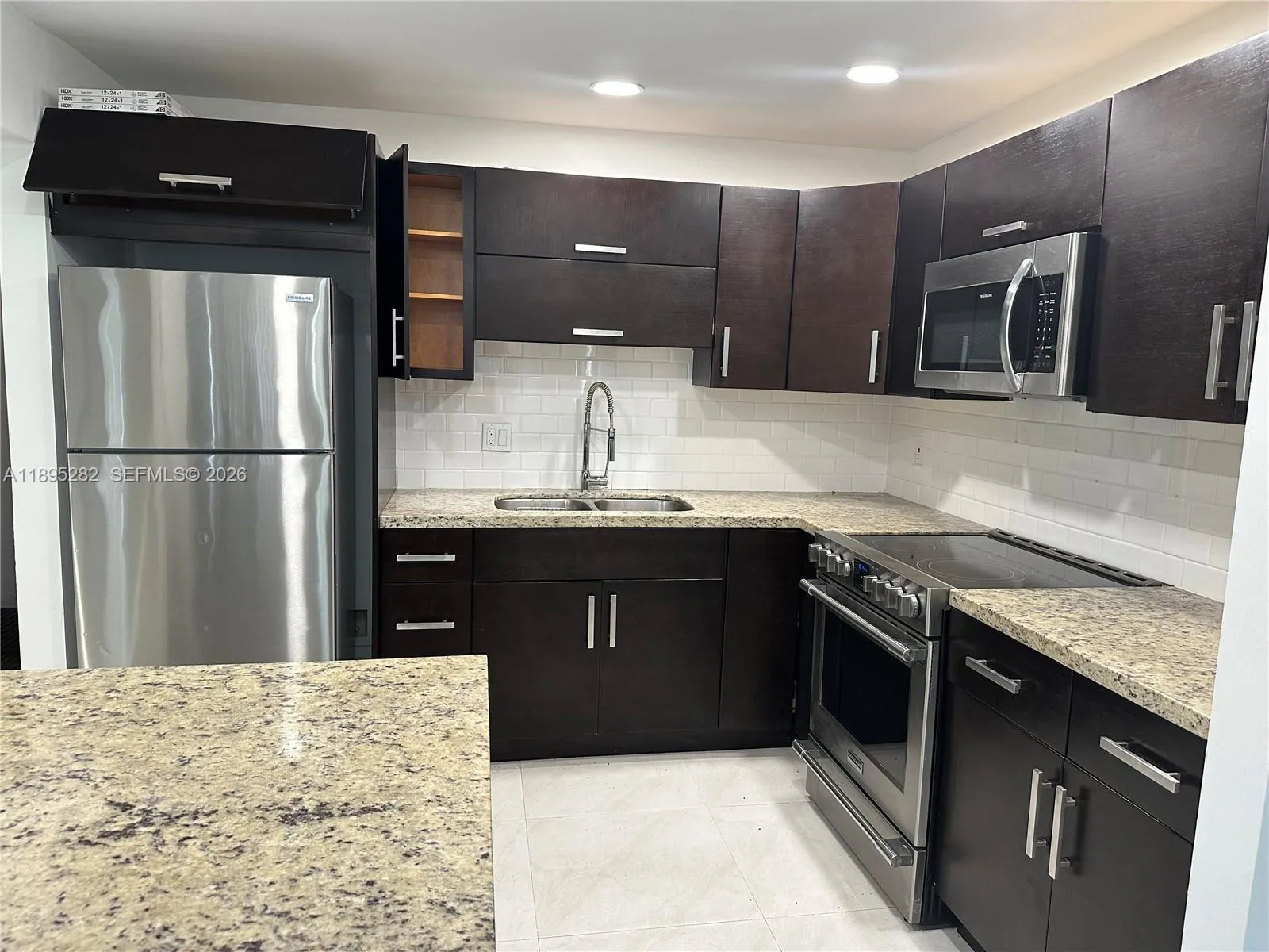 7051 Environ Blvd 431, Lauderhill, Florida 33319, Lauderhill, Florida 33319, 1 Bedroom Bedrooms, ,1 BathroomBathrooms,Residential Lease,For Rent,7051 Environ Blvd 431, Lauderhill, Florida 33319,A11895282