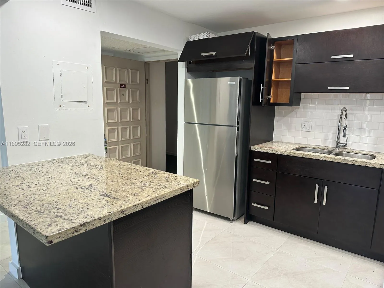 7051 Environ Blvd 431, Lauderhill, Florida 33319, Lauderhill, Florida 33319, 1 Bedroom Bedrooms, ,1 BathroomBathrooms,Residential Lease,For Rent,7051 Environ Blvd 431, Lauderhill, Florida 33319,A11895282