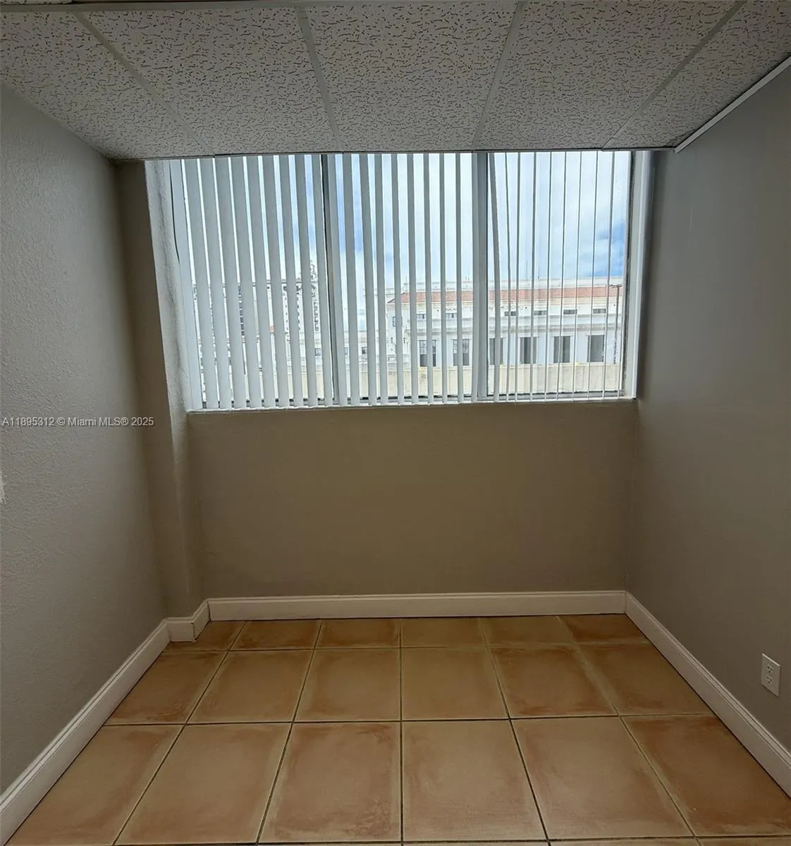 Suite 519/521- private office 2