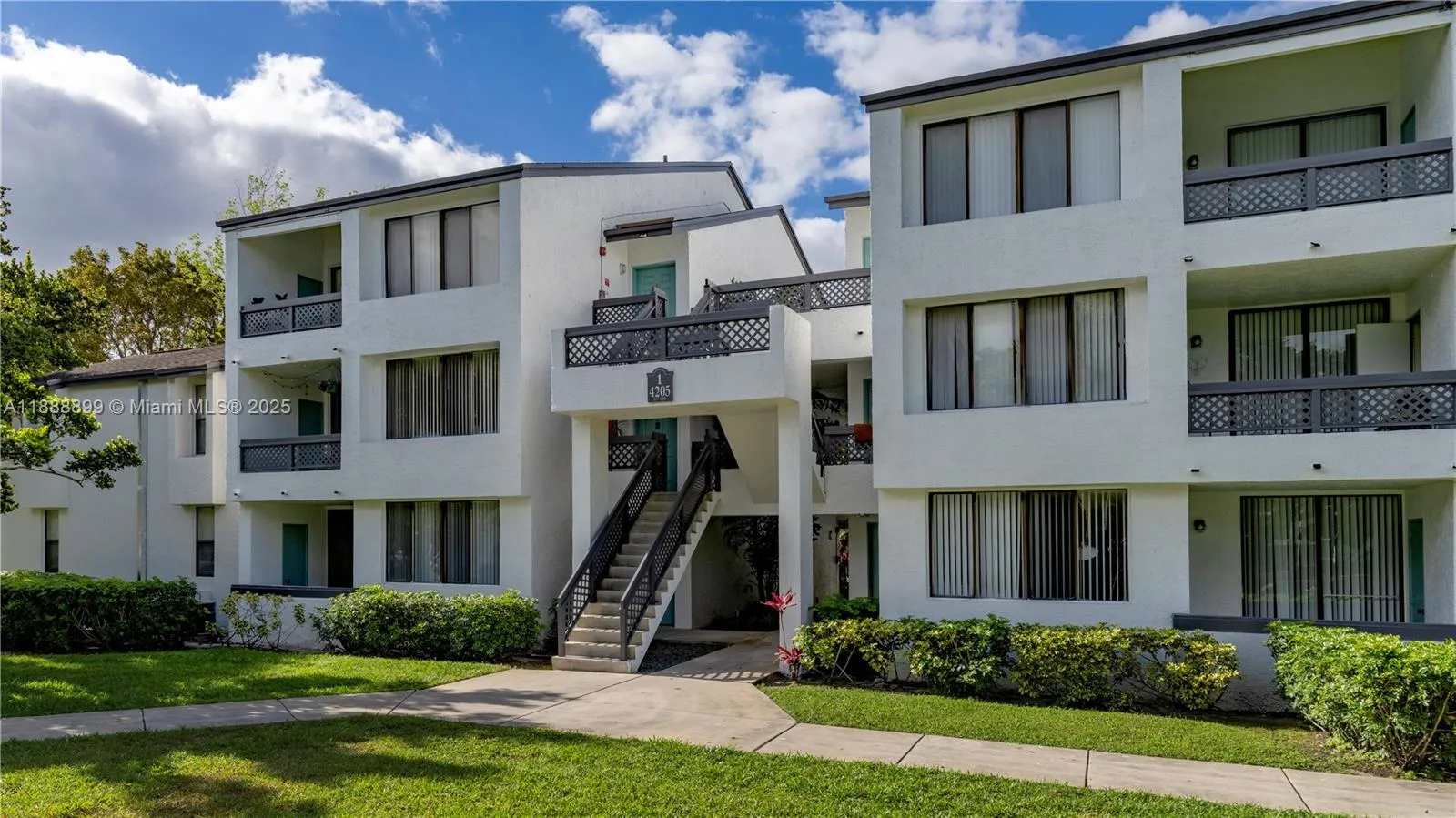 4303 W Atlantic Blvd 1720, Coconut Creek, Florida, Coconut Creek, Florida 33066, 1 Bedroom Bedrooms, ,1 BathroomBathrooms,Residential Lease,For Rent,4303 W Atlantic Blvd 1720, Coconut Creek, Florida ,A11888899