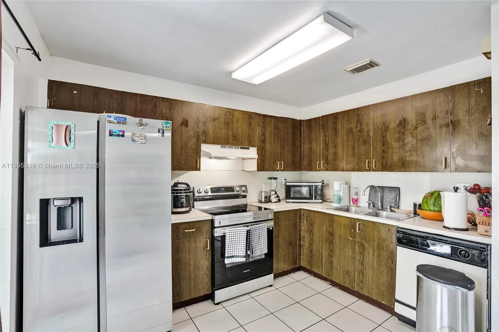 13780 Sw 160th Ter, Miami, Florida 33177, Miami, Florida 33177, 3 Bedrooms Bedrooms, ,3 BathroomsBathrooms,Residential,For Sale,13780 Sw 160th Ter, Miami, Florida 33177,A11895316