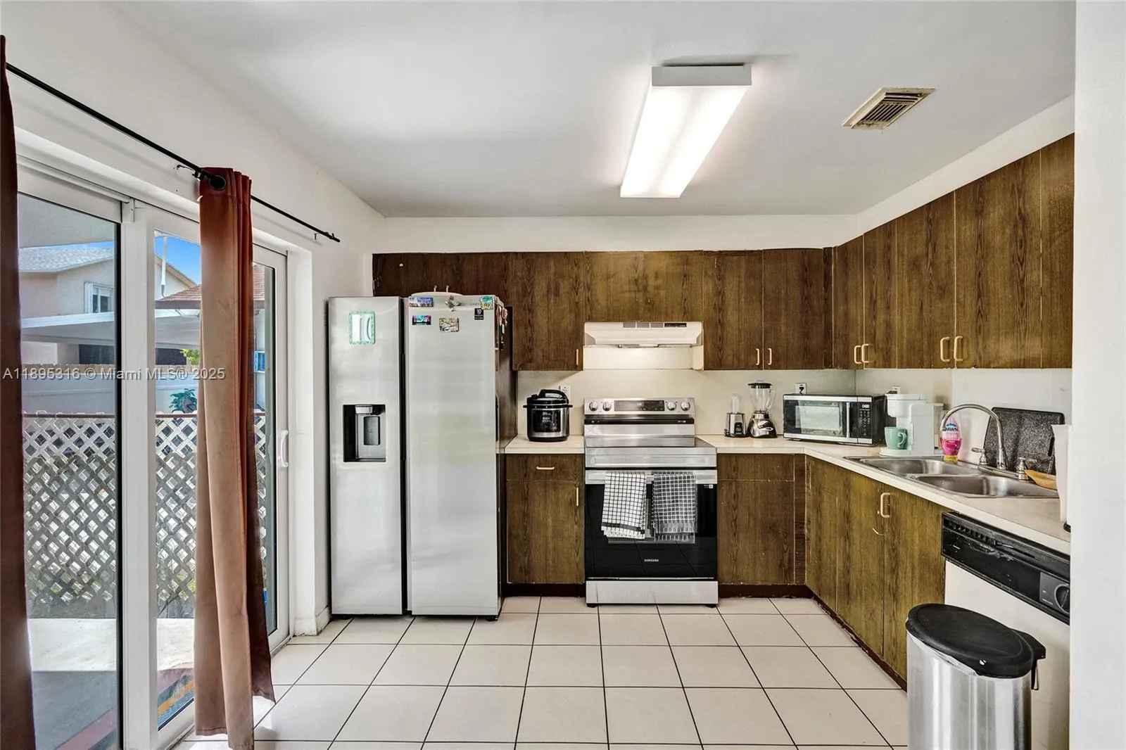 13780 Sw 160th Ter, Miami, Florida 33177, Miami, Florida 33177, 3 Bedrooms Bedrooms, ,3 BathroomsBathrooms,Residential,For Sale,13780 Sw 160th Ter, Miami, Florida 33177,A11895316