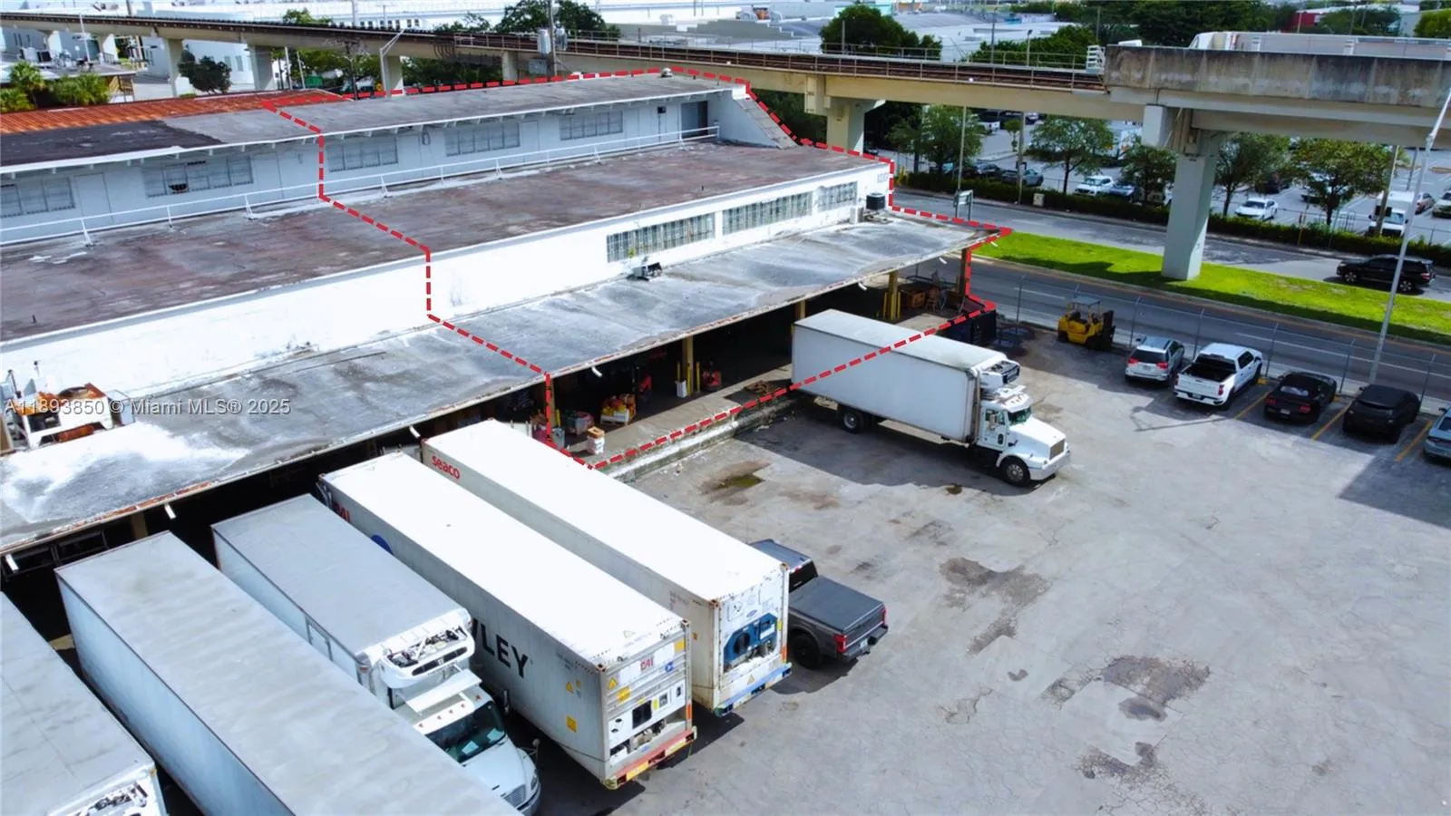 Dock-High Loading & Truck Court Access