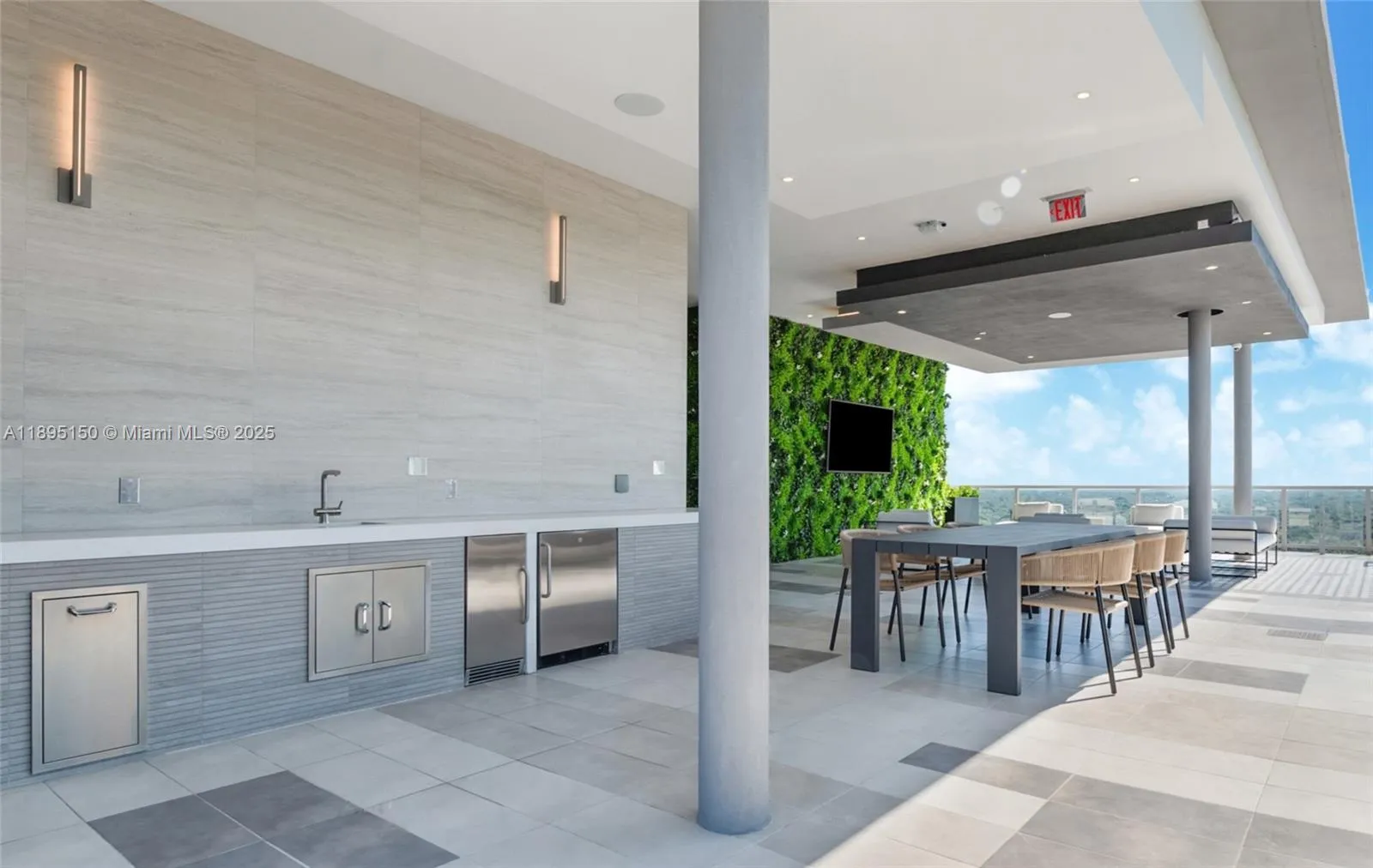 9600 S Dixie Hwy C1, Miami, Florida 33156, Miami, Florida 33156, 3 Bedrooms Bedrooms, ,2 BathroomsBathrooms,Residential Lease,For Rent,9600 S Dixie Hwy C1, Miami, Florida 33156,A11895150