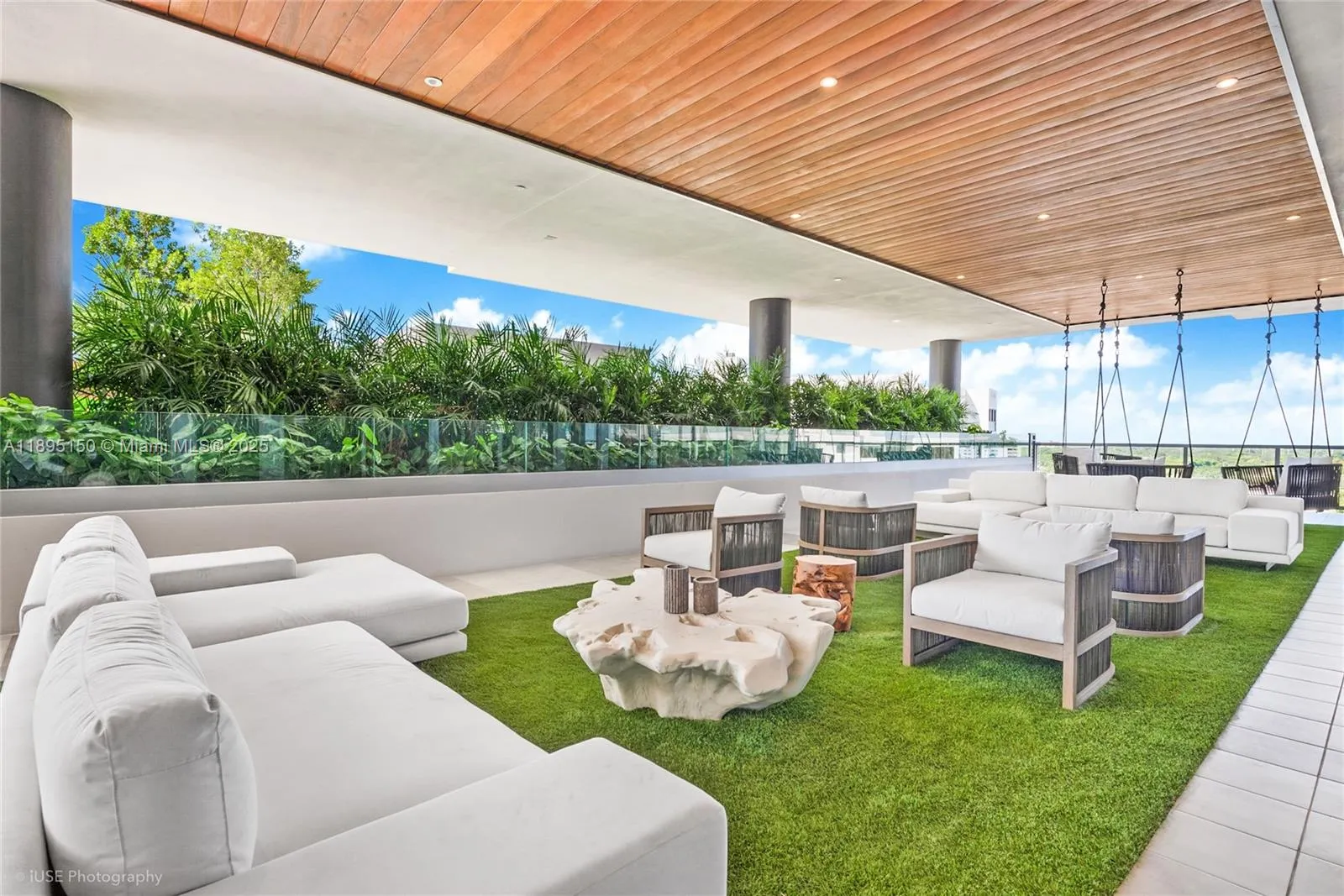 9600 S Dixie Hwy C1, Miami, Florida 33156, Miami, Florida 33156, 3 Bedrooms Bedrooms, ,2 BathroomsBathrooms,Residential Lease,For Rent,9600 S Dixie Hwy C1, Miami, Florida 33156,A11895150