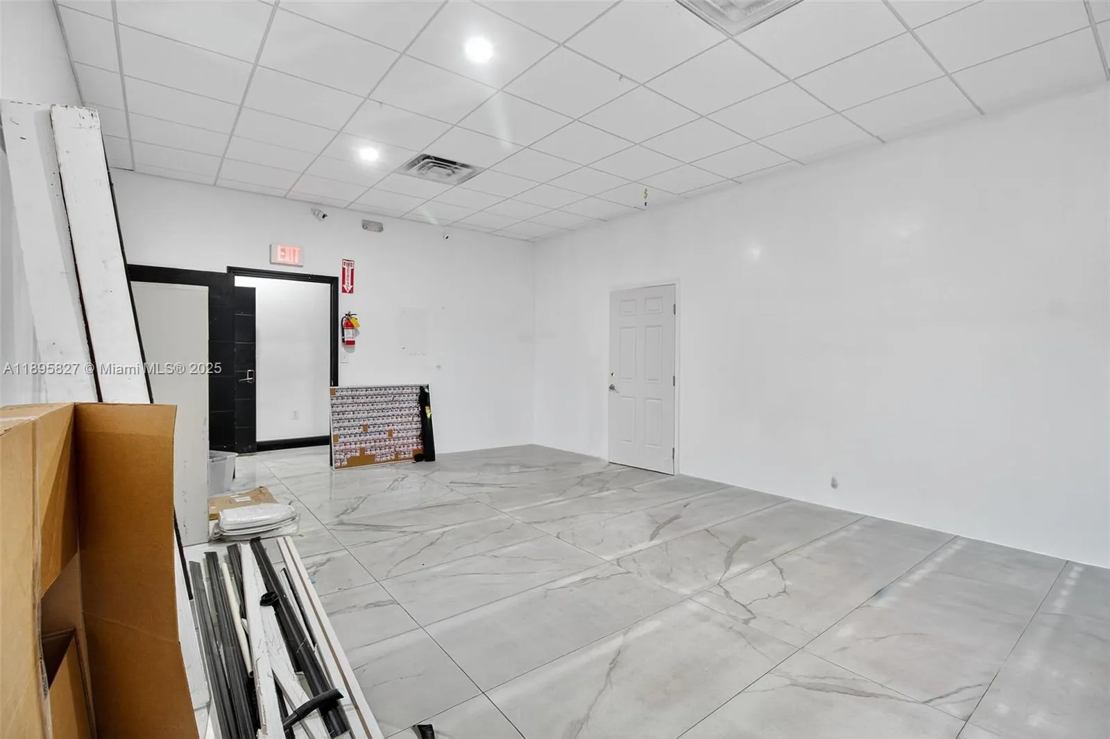 10650 / 10652 Sw 186 St 21 / 22, Florida 33157, Florida 33157, ,Commercial Sale,For Sale,10650 / 10652 Sw 186 St 21 / 22, , Florida 33157,A11895827