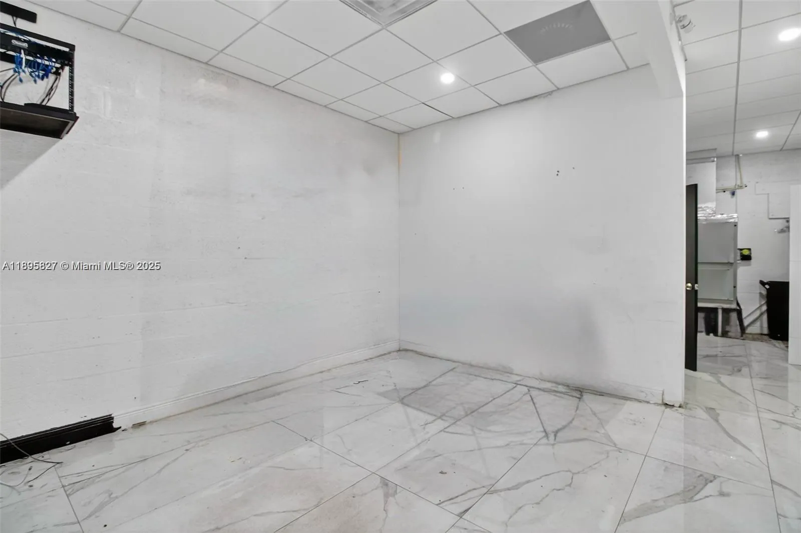 10650 / 10652 Sw 186 St 21 / 22, Florida 33157, Florida 33157, ,Commercial Sale,For Sale,10650 / 10652 Sw 186 St 21 / 22, , Florida 33157,A11895827