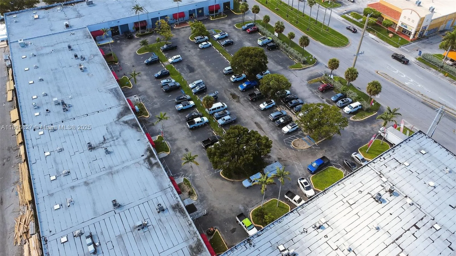 10650 / 10652 Sw 186 St 21 / 22, Florida 33157, Florida 33157, ,Commercial Sale,For Sale,10650 / 10652 Sw 186 St 21 / 22, , Florida 33157,A11895827