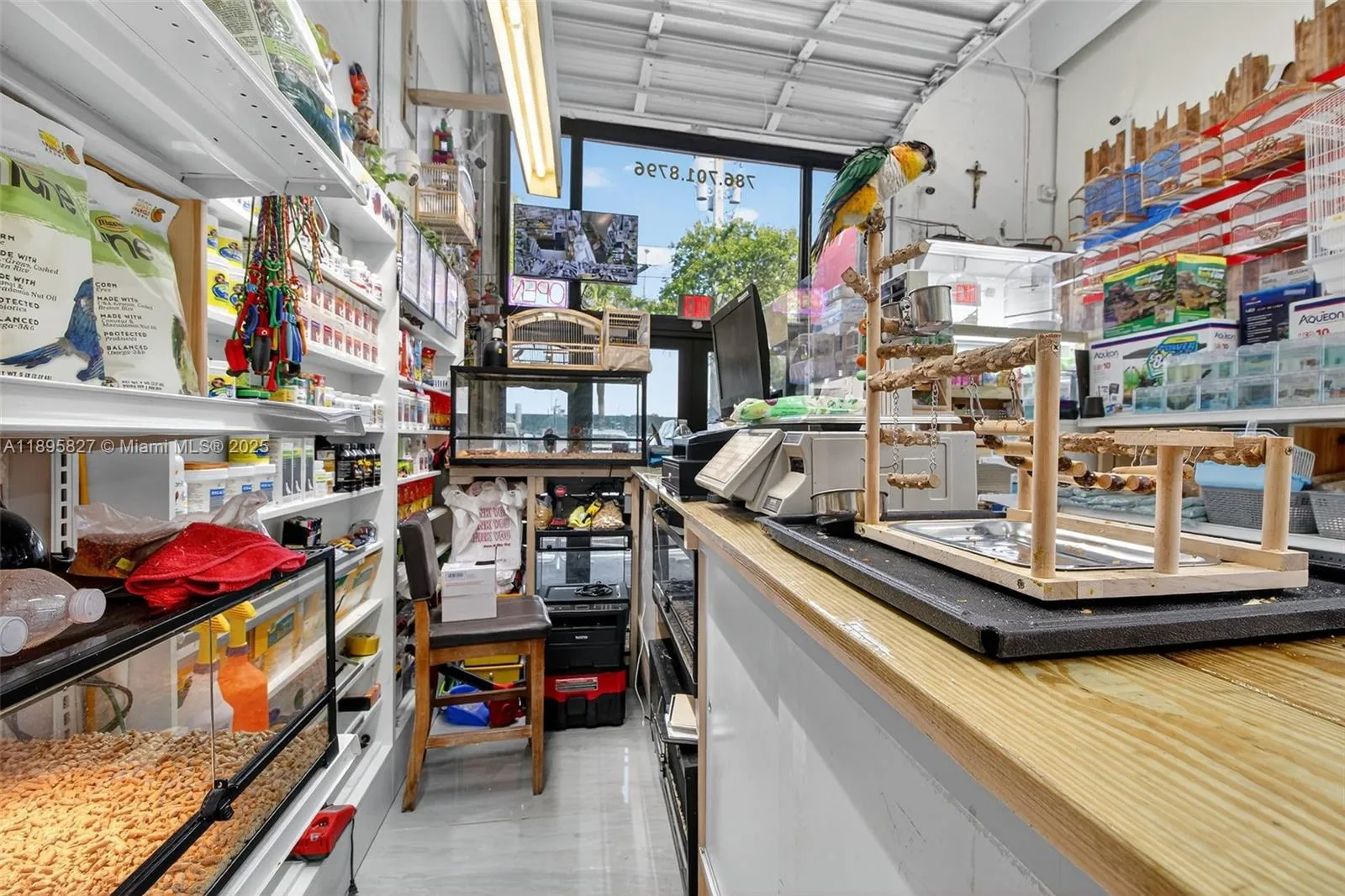 10650 / 10652 Sw 186 St 21 / 22, Florida 33157, Florida 33157, ,Commercial Sale,For Sale,10650 / 10652 Sw 186 St 21 / 22, , Florida 33157,A11895827