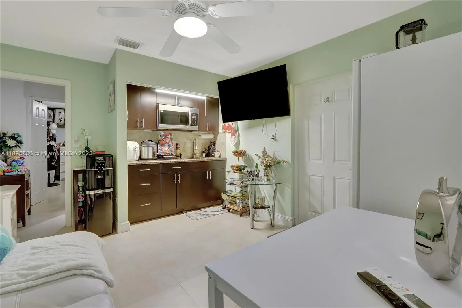 15801 Nw 47th Ave, Miami Gardens, Florida 33054, Miami Gardens, Florida 33054, ,Residential Income,For Sale,15801 Nw 47th Ave, Miami Gardens, Florida 33054,A11895850