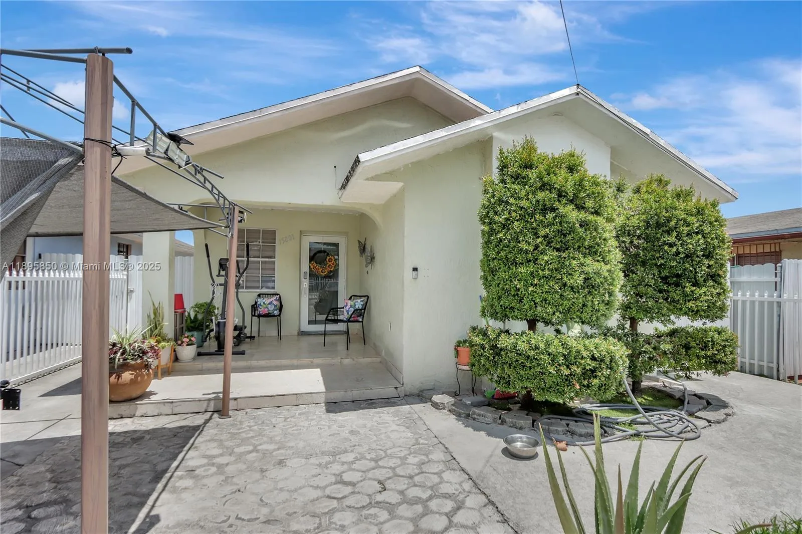 15801 Nw 47th Ave, Miami Gardens, Florida 33054, Miami Gardens, Florida 33054, ,Residential Income,For Sale,15801 Nw 47th Ave, Miami Gardens, Florida 33054,A11895850