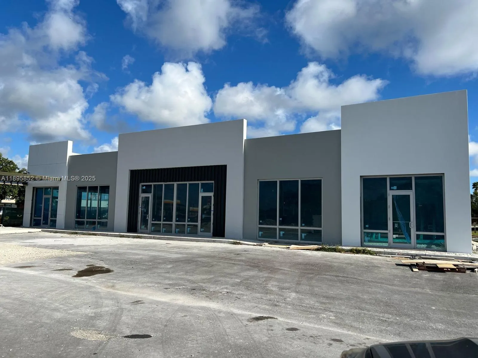 26755 S Dixie Hwy, Homestead, Florida 33032, Homestead, Florida 33032, ,Commercial Lease,For Rent,26755 S Dixie Hwy, Homestead, Florida 33032,A11895852