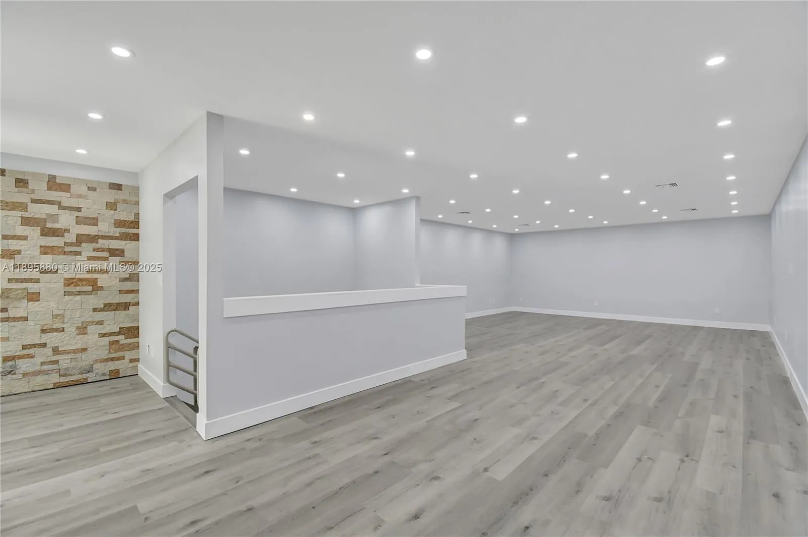 20129 Ne 16th Pl 20129, Miami, Florida 33179, Miami, Florida 33179, ,Commercial Sale,For Sale,20129 Ne 16th Pl 20129, Miami, Florida 33179,A11895880