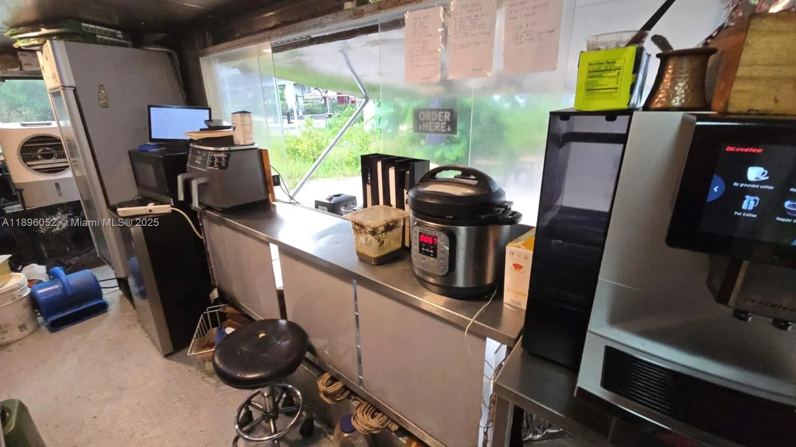 Mediterranean Food Truck For Sale In Miami, Miami, Miami, Florida 33130, ,Business Opportunity,For Sale,Mediterranean Food Truck For Sale In Miami, Miami,A11896052