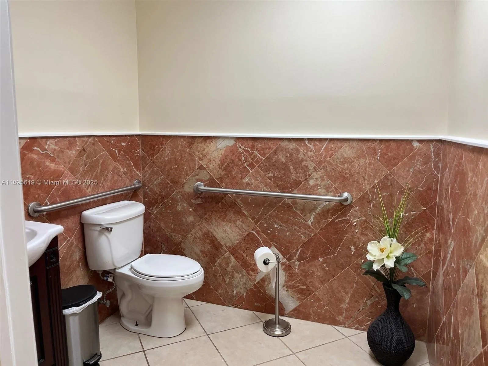 5220 S University Dr 106c, Davie, Florida 33328, Davie, Florida 33328, ,Commercial Lease,For Rent,5220 S University Dr 106c, Davie, Florida 33328,A11895619