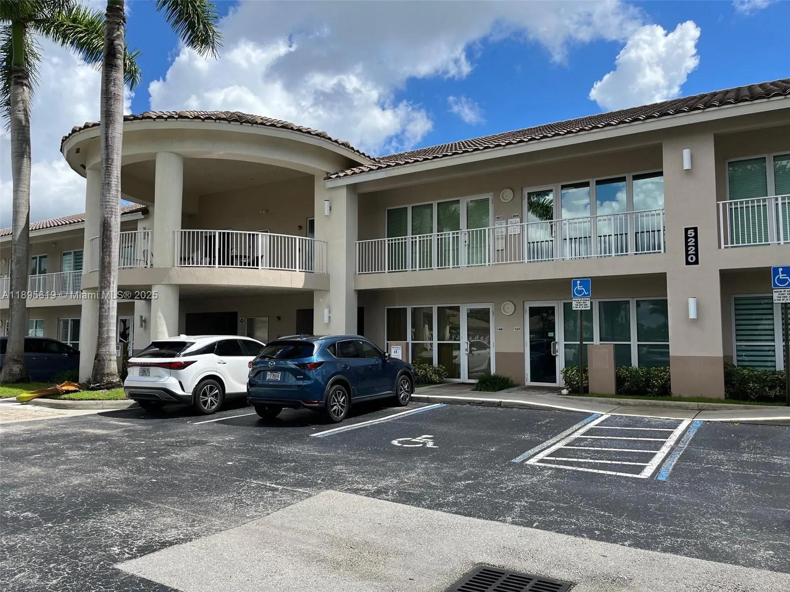 5220 S University Dr 106c, Davie, Florida 33328, Davie, Florida 33328, ,Commercial Lease,For Rent,5220 S University Dr 106c, Davie, Florida 33328,A11895619