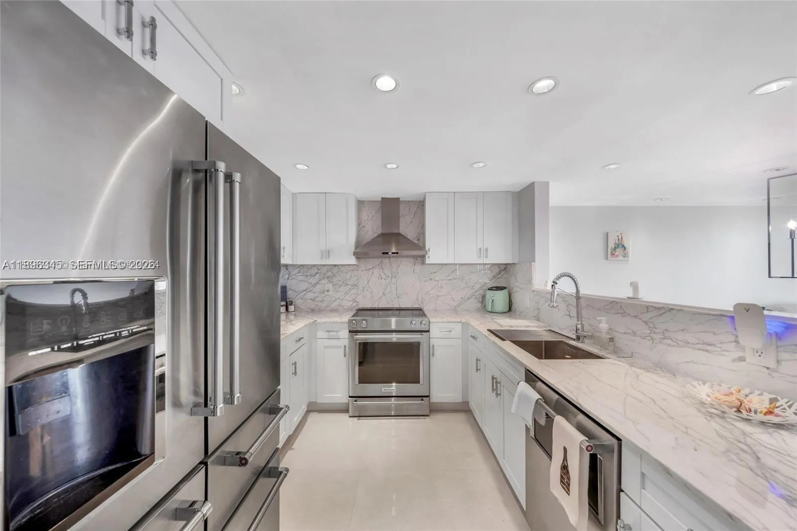 5838 Collins Ave 2f, Miami Beach, Florida 33140, Miami Beach, Florida 33140, 1 Bedroom Bedrooms, ,1 BathroomBathrooms,Residential,For Sale,5838 Collins Ave 2f, Miami Beach, Florida 33140,A11896345 5838 Collins Ave 2f, Miami Beach, Florida 33140, Miami Beach, Florida 33140, 1 Bedroom Bedrooms, ,1 BathroomBathrooms,Residential,For Sale,5838 Collins Ave 2f, Miami Beach, Florida 33140,A11896345