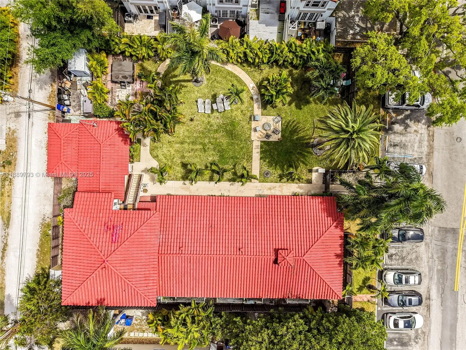 2625 Ne 13th Ct, Fort Lauderdale, Florida 33304, Fort Lauderdale, Florida 33304, ,Commercial Sale,For Sale,2625 Ne 13th Ct, Fort Lauderdale, Florida 33304,A11889793