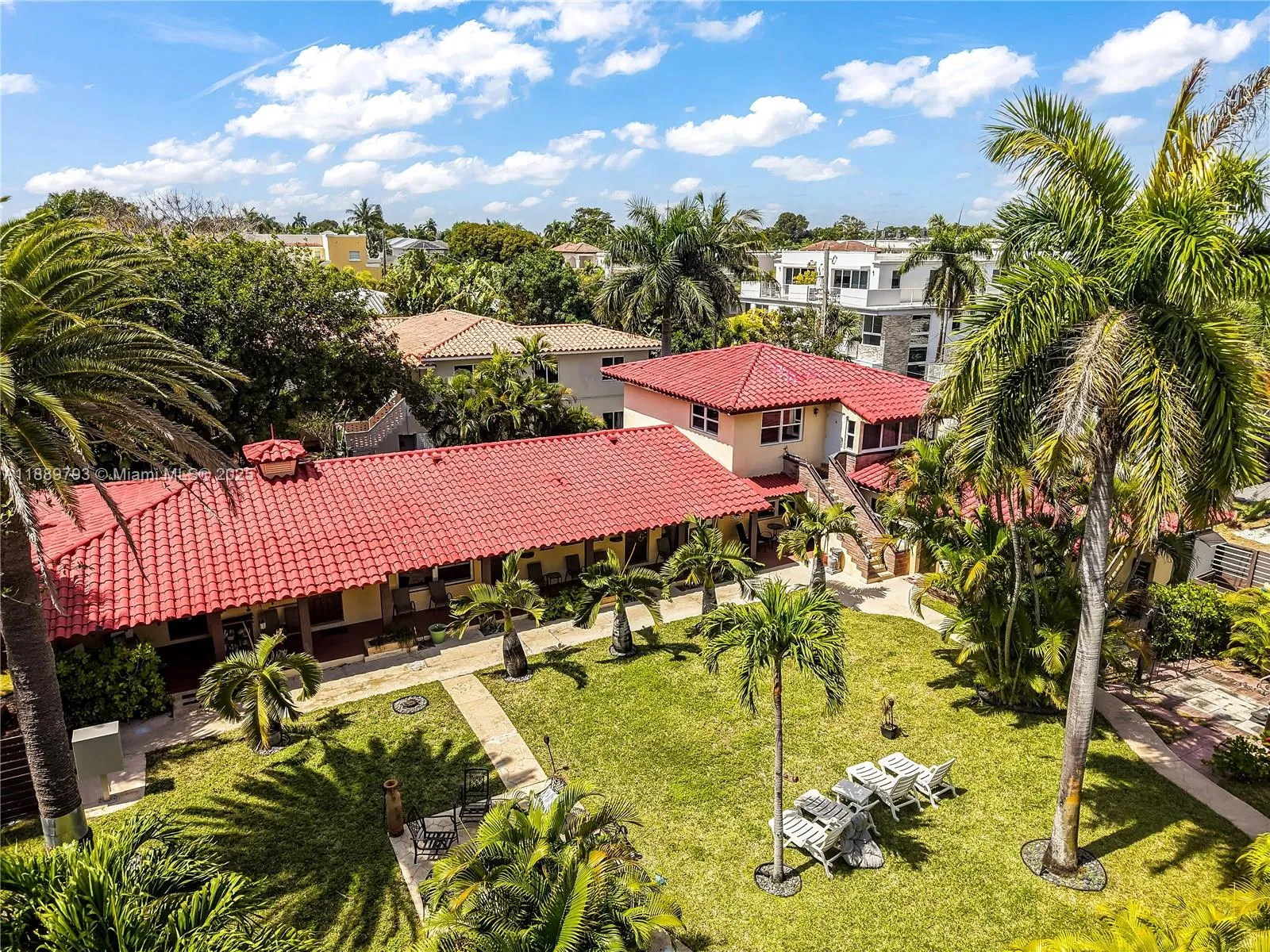 2625 Ne 13th Ct, Fort Lauderdale, Florida 33304, Fort Lauderdale, Florida 33304, ,Commercial Sale,For Sale,2625 Ne 13th Ct, Fort Lauderdale, Florida 33304,A11889793