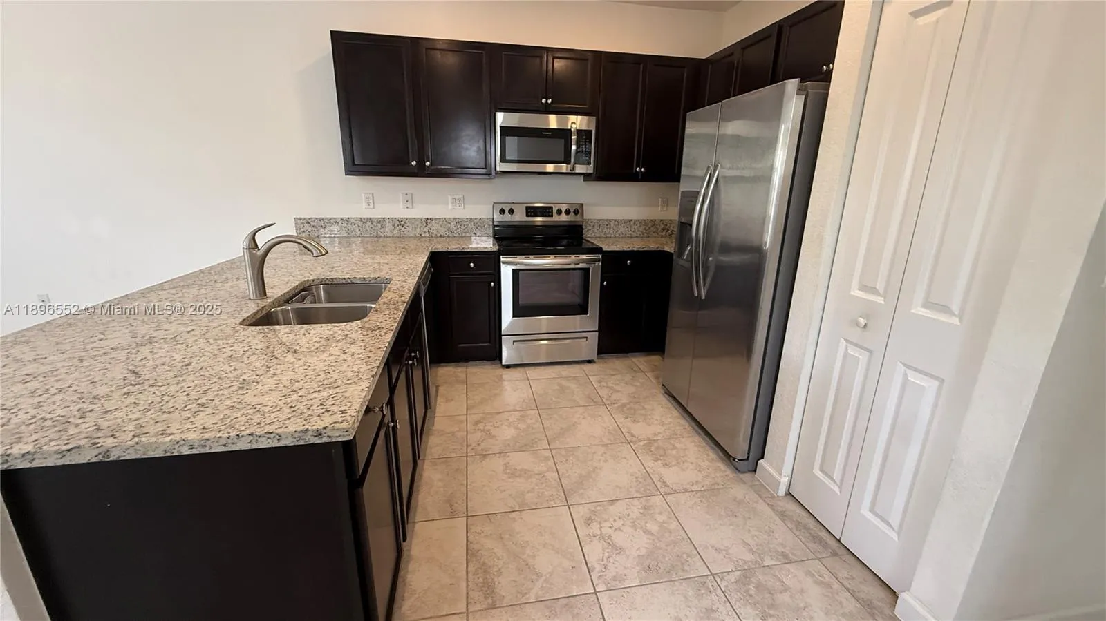 11381 Sw 248th Ln, Homestead, Florida 33032, Homestead, Florida 33032, 3 Bedrooms Bedrooms, ,2 BathroomsBathrooms,Residential,For Sale,11381 Sw 248th Ln, Homestead, Florida 33032,A11896552