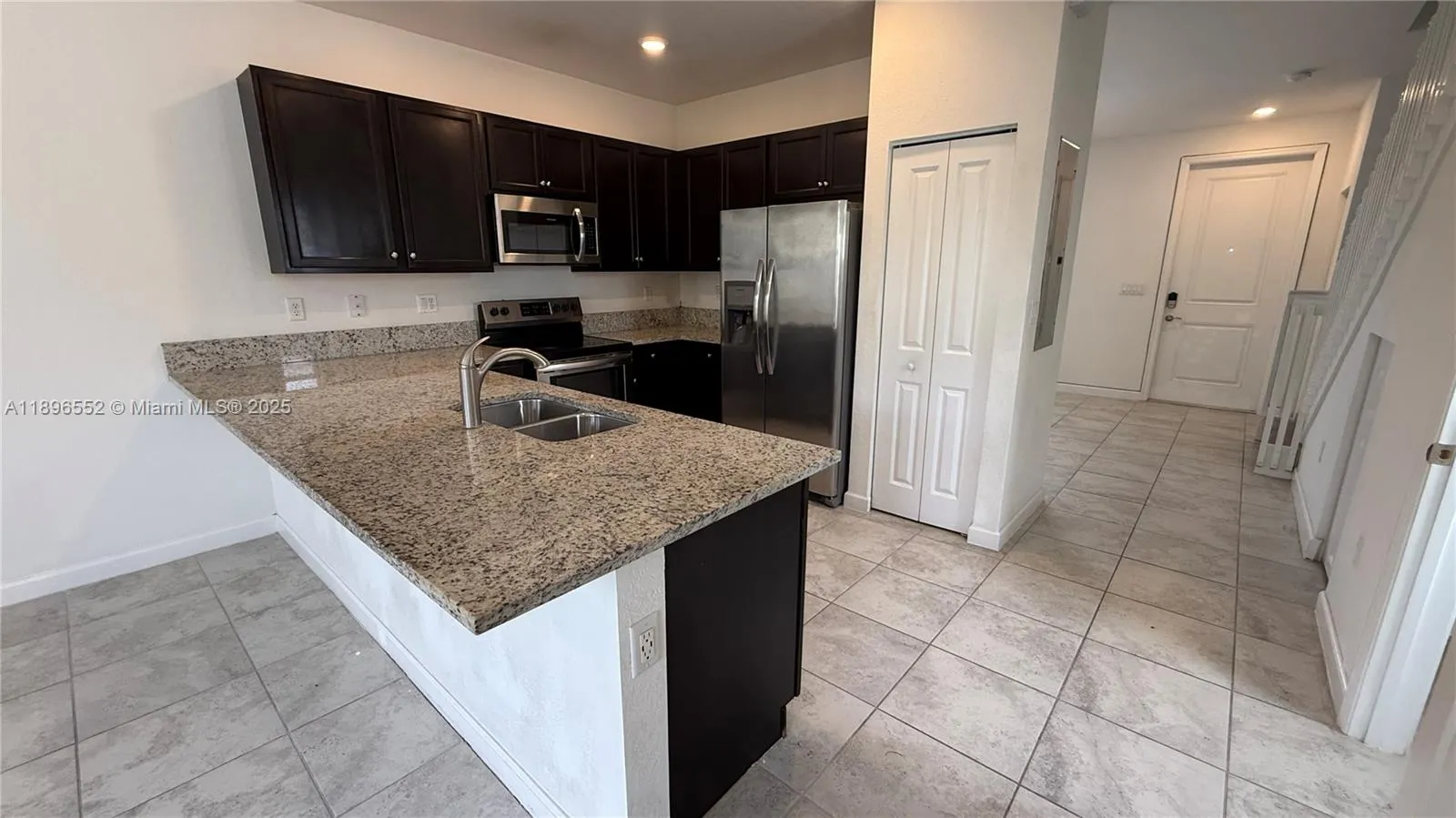 11381 Sw 248th Ln, Homestead, Florida 33032, Homestead, Florida 33032, 3 Bedrooms Bedrooms, ,2 BathroomsBathrooms,Residential,For Sale,11381 Sw 248th Ln, Homestead, Florida 33032,A11896552
