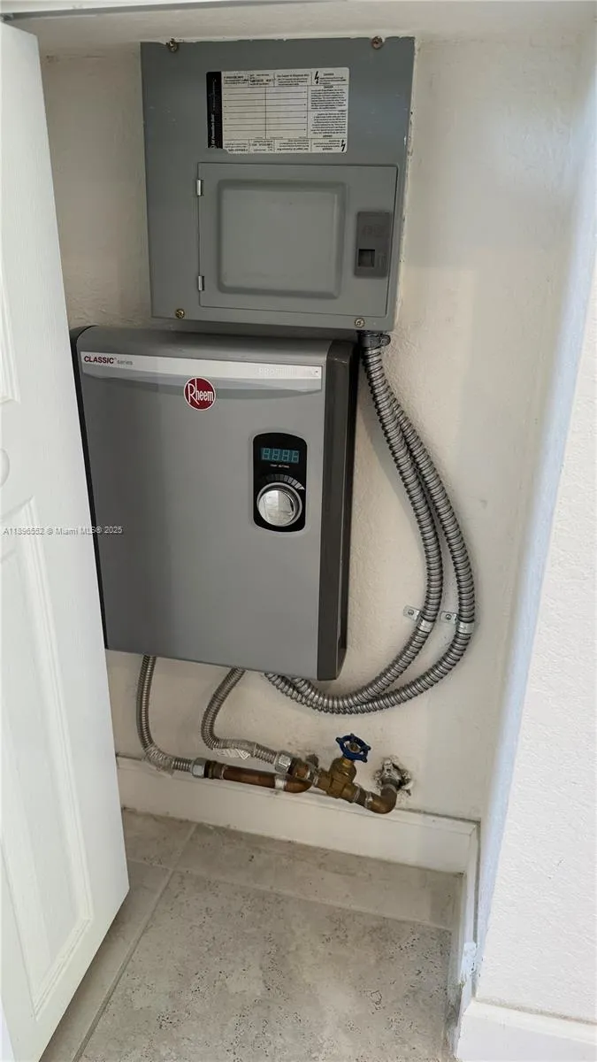 11381 Sw 248th Ln, Homestead, Florida 33032, Homestead, Florida 33032, 3 Bedrooms Bedrooms, ,2 BathroomsBathrooms,Residential,For Sale,11381 Sw 248th Ln, Homestead, Florida 33032,A11896552