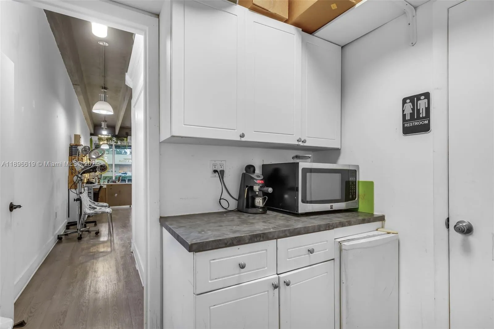 5737 Sw 8th St, Miami, Florida 33144, Miami, Florida 33144, ,Business Opportunity,For Sale,5737 Sw 8th St, Miami, Florida 33144,A11896619