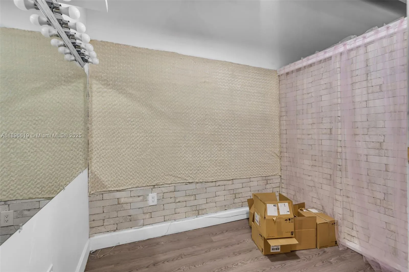 5737 Sw 8th St, Miami, Florida 33144, Miami, Florida 33144, ,Business Opportunity,For Sale,5737 Sw 8th St, Miami, Florida 33144,A11896619